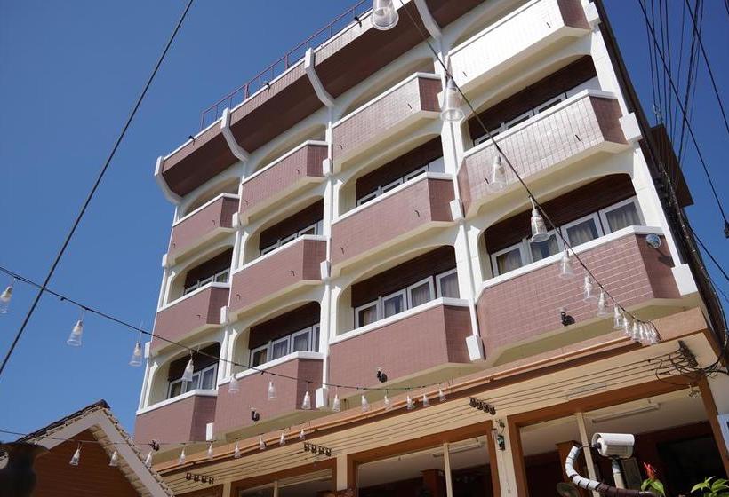 فندق The River Guest House