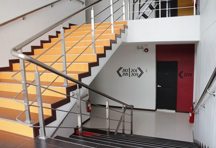 ホテル The Siri Place