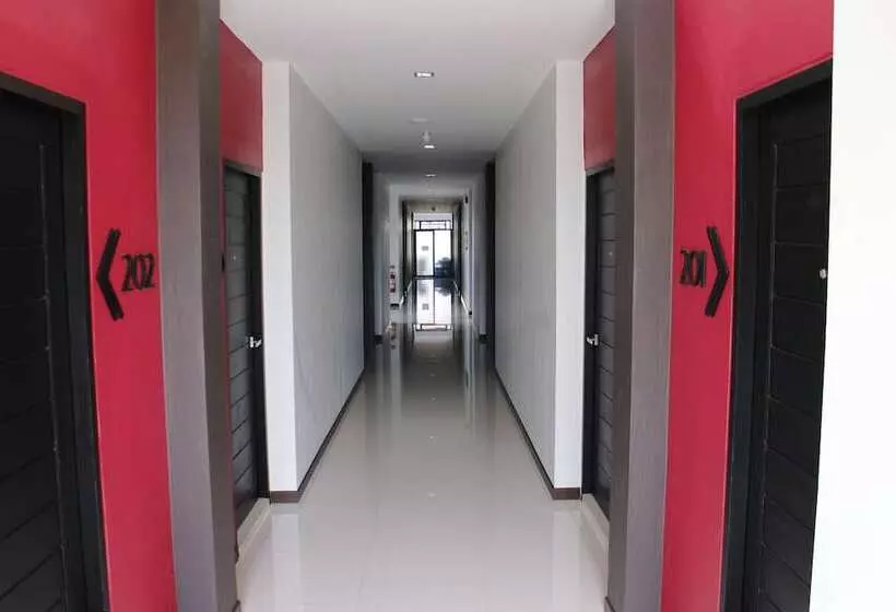 ホテル The Siri Place