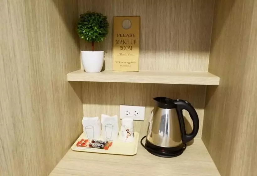 هتل Thonglor Boutique & Spa
