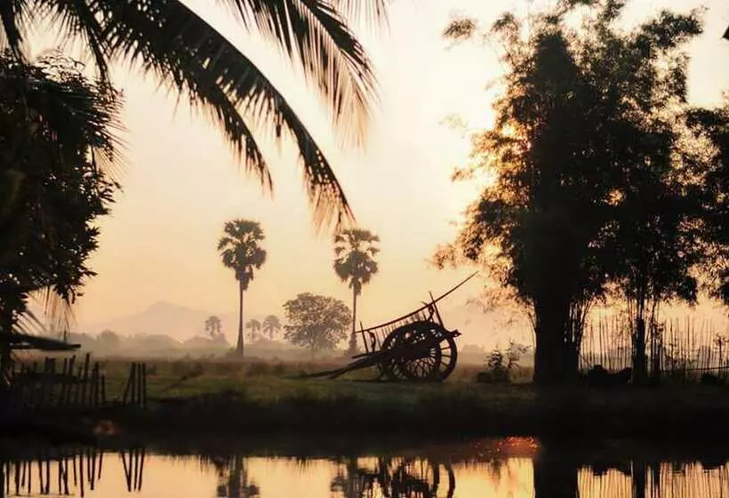 ホテル Wanlapa Farmstay
