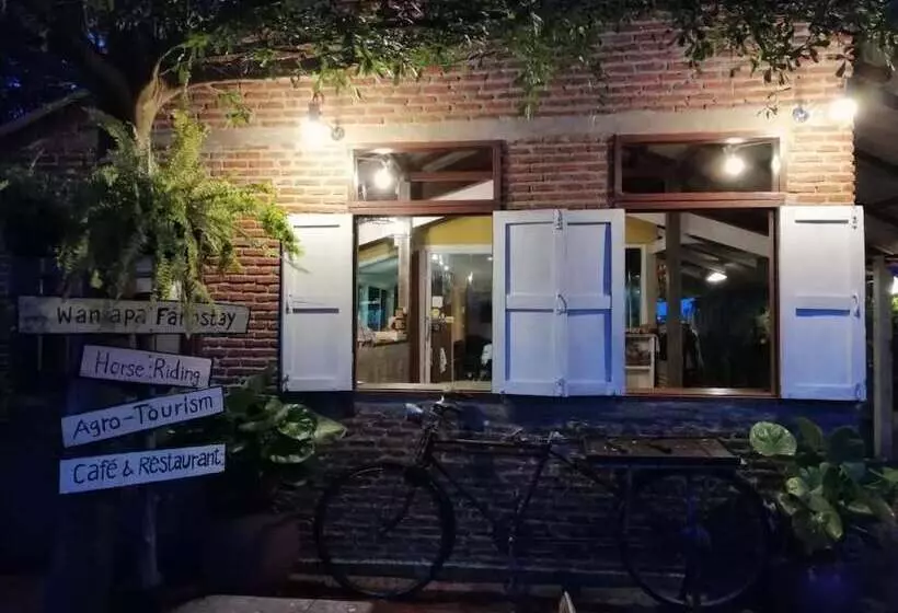 ホテル Wanlapa Farmstay