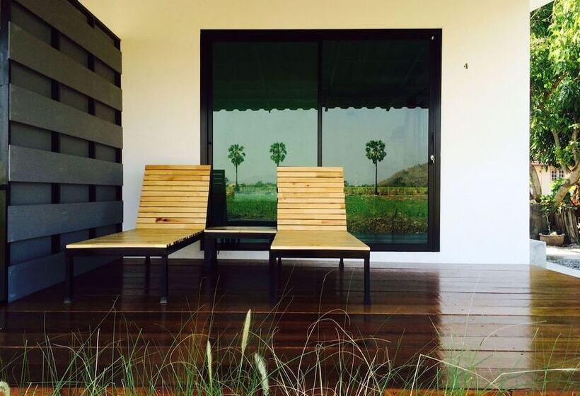 فندق Wanlapa Farmstay