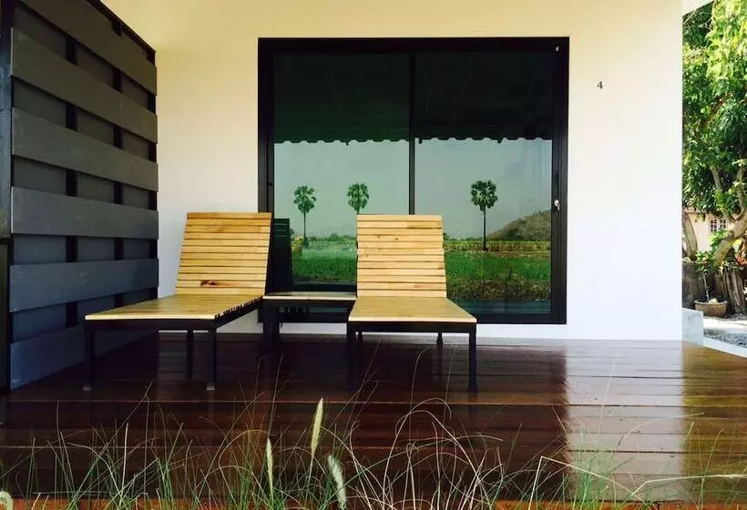 ホテル Wanlapa Farmstay
