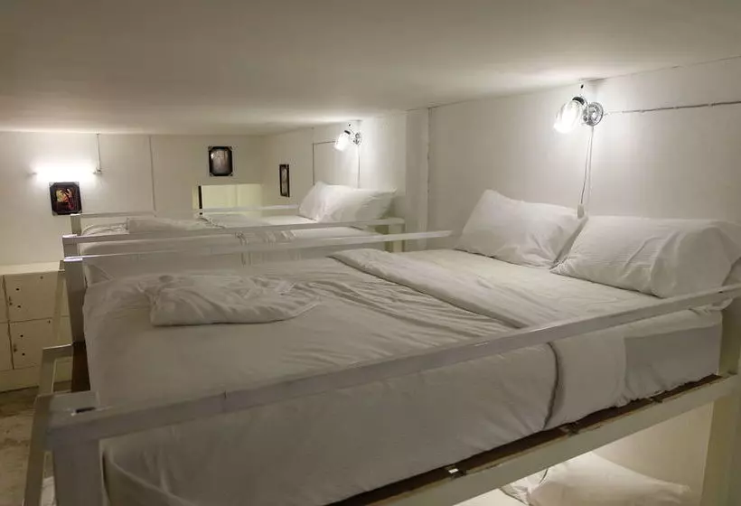 Pai Hostelle Caters To Women