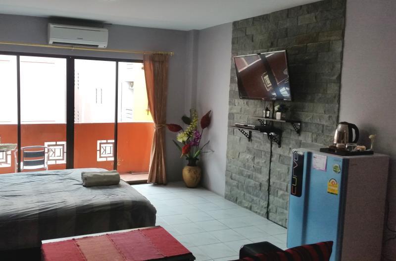 بنسيون Nemo's Guesthouse And Massage