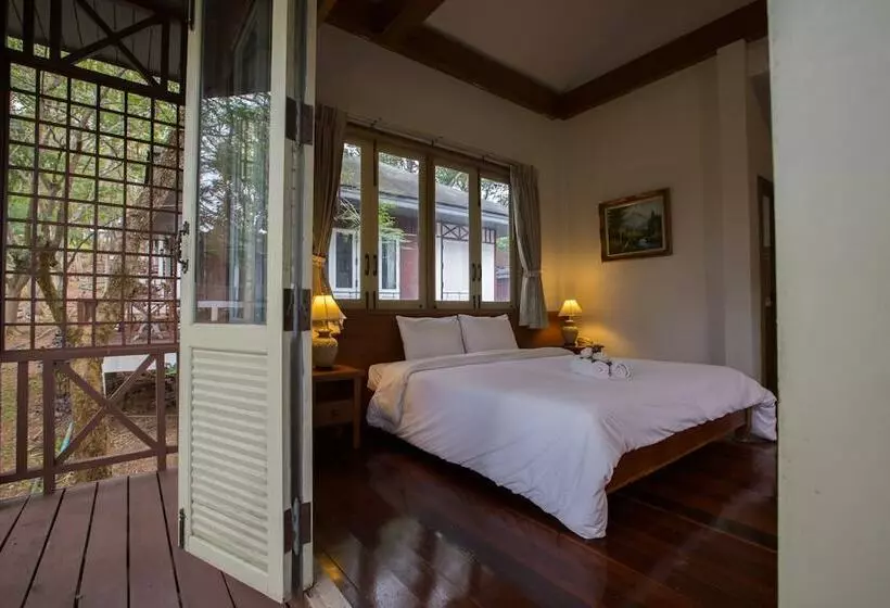 Starlite Khaoyai Hotel And Resort