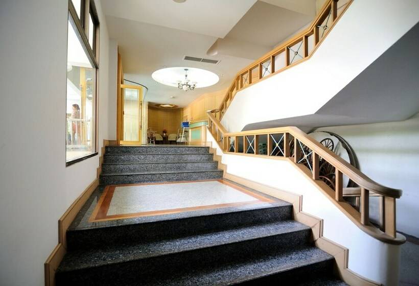 Starlite Khaoyai Hotel And Resort