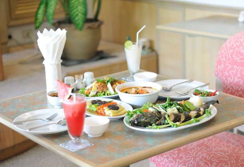 Starlite Khaoyai Hotel And Resort