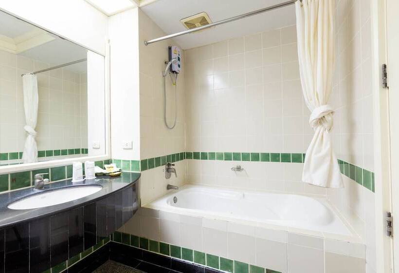 Starlite Khaoyai Hotel And Resort