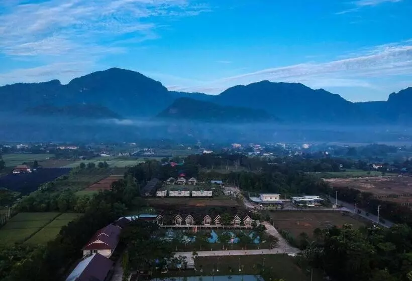 Ban Naam Resort