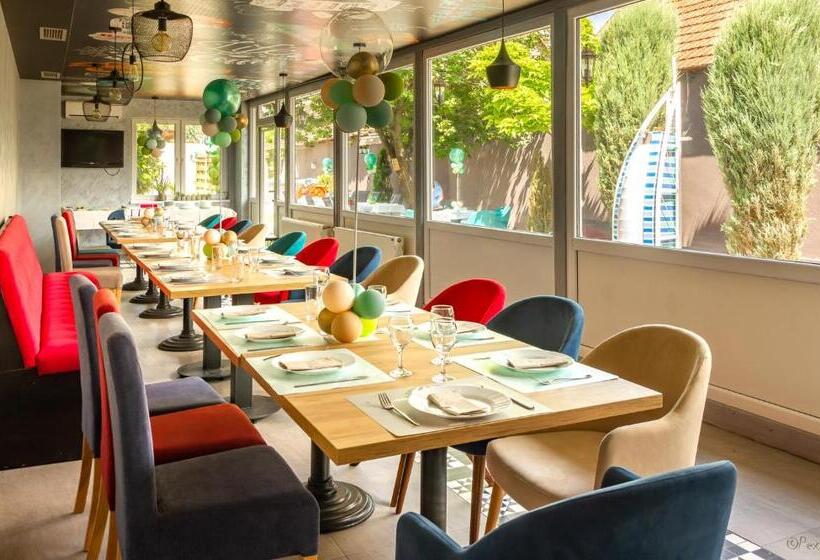 تختخواب و صبحانه Plaza La   Night And Spa