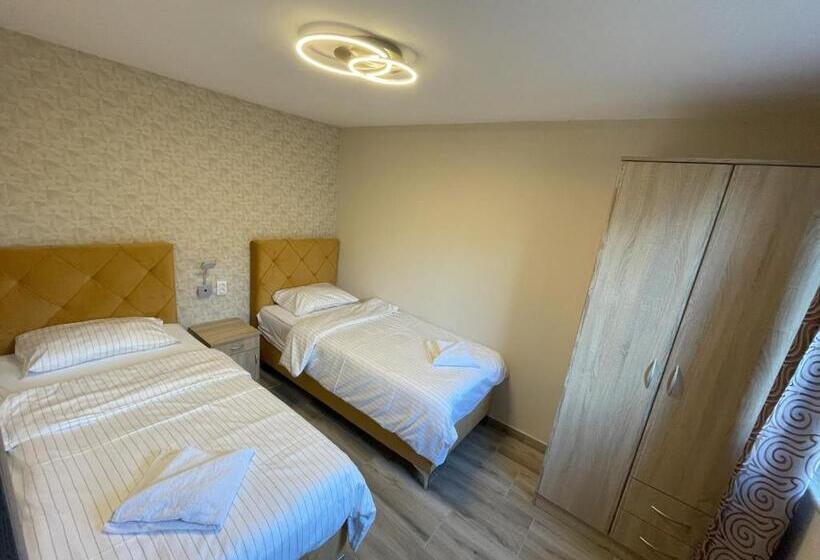 تختخواب و صبحانه Vila Boska Palic