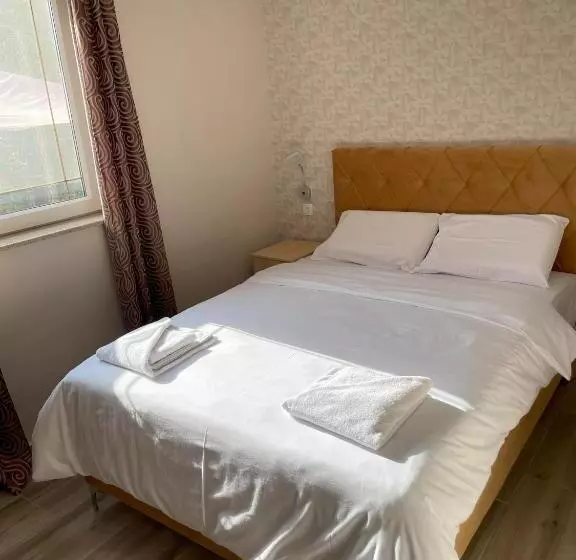 تختخواب و صبحانه Vila Boska Palic
