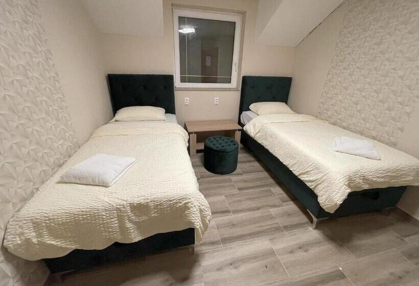 تختخواب و صبحانه Vila Boska Palic