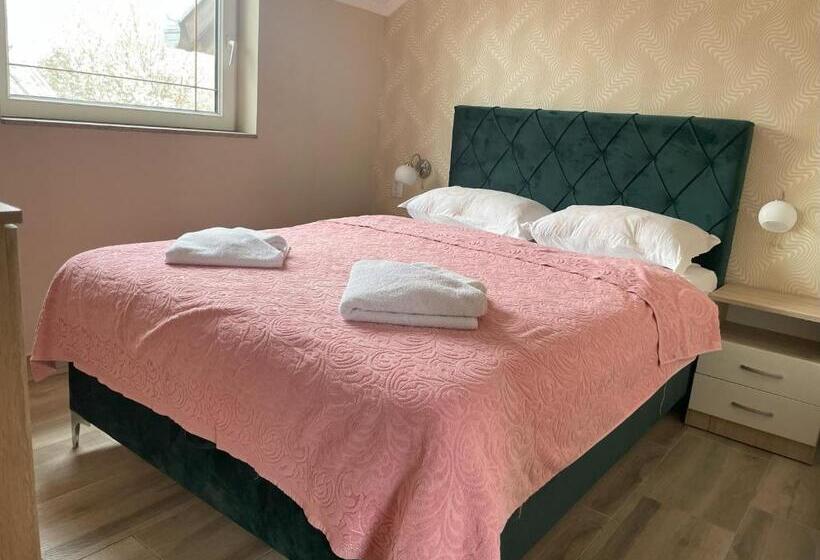 تختخواب و صبحانه Vila Boska Palic