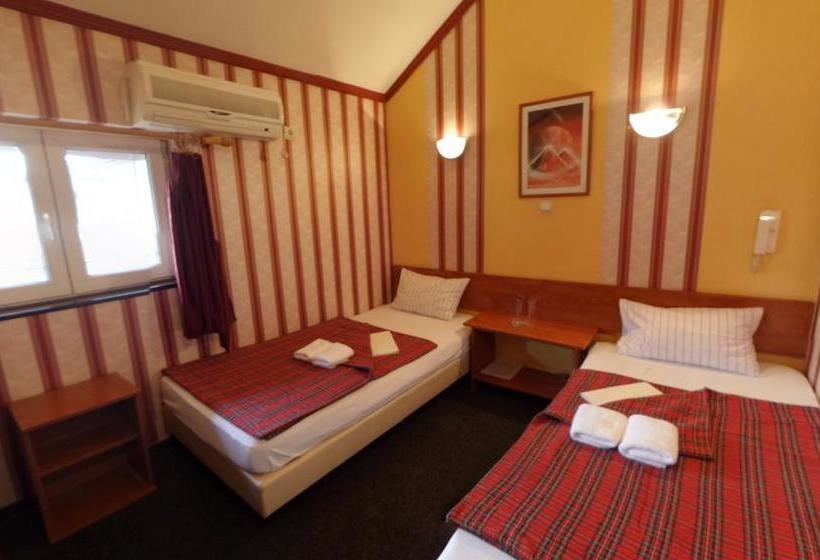 تختخواب و صبحانه Jet Set Prenocistes Novi Sad