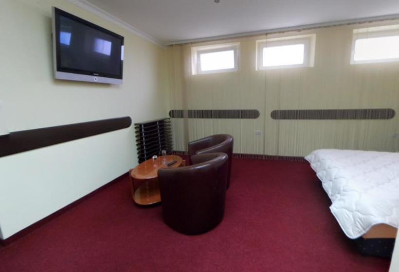 تختخواب و صبحانه Jet Set Prenocistes Novi Sad