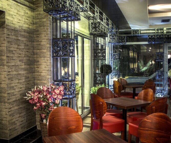 فندق Bella Nella