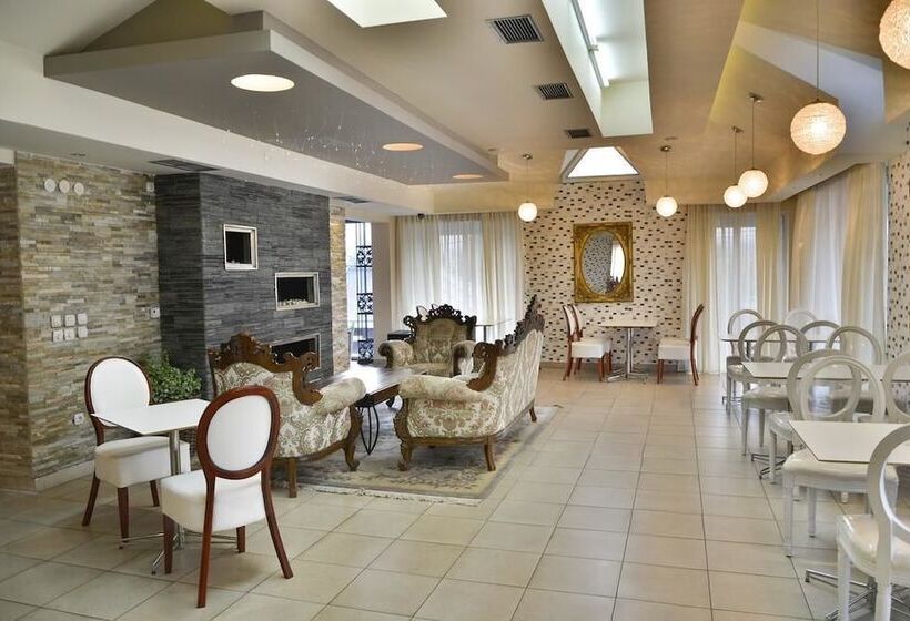 فندق Bella Nella