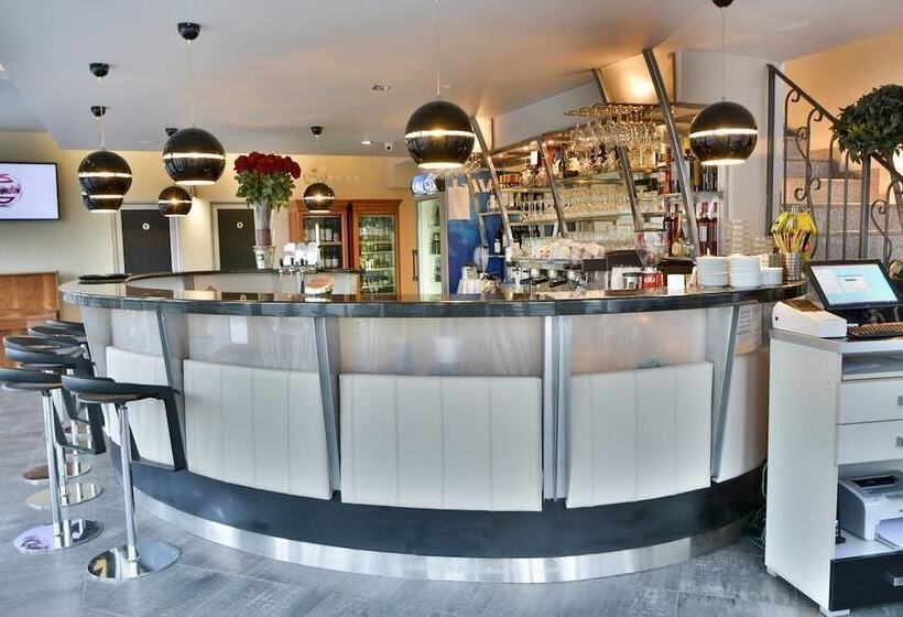 فندق Bella Nella