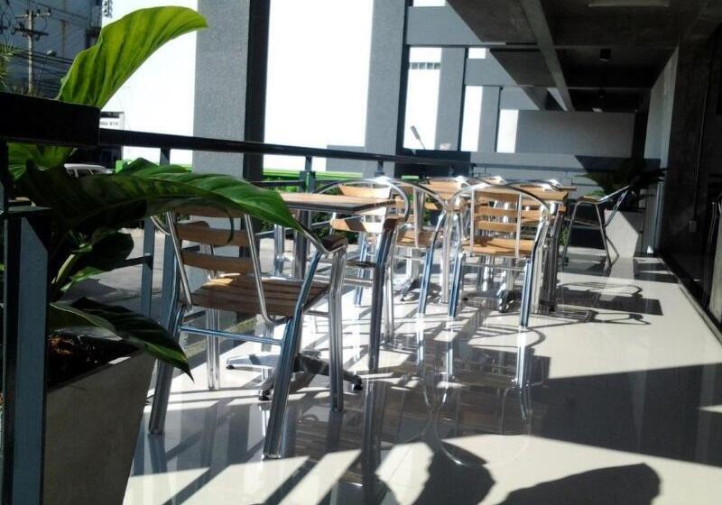 호텔 Eco Inn Lite Ubon Ratchathani