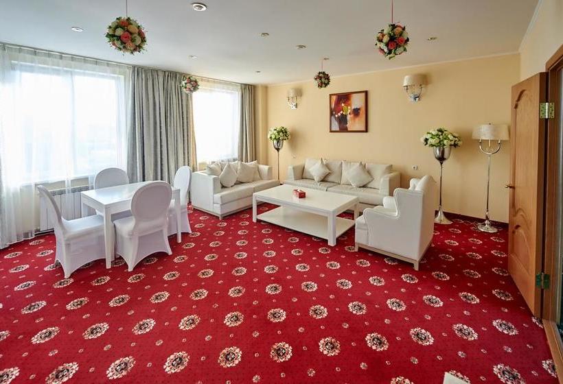 Hotel Imperial Palace