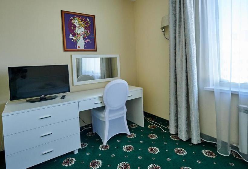 Hotel Imperial Palace