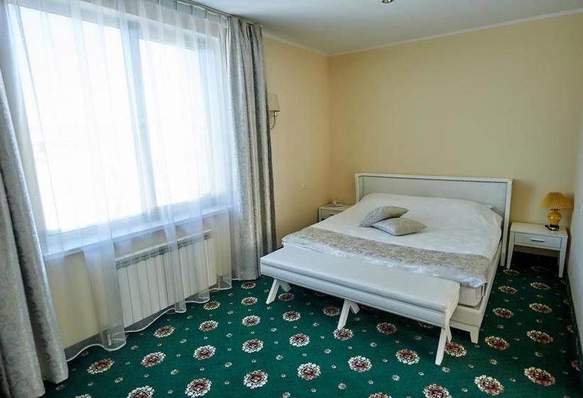 Hotel Imperial Palace