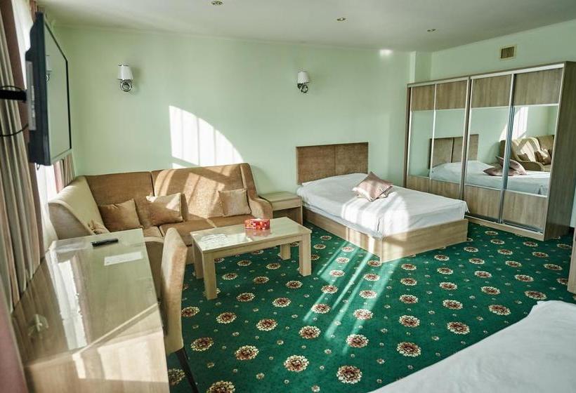 Hotel Imperial Palace