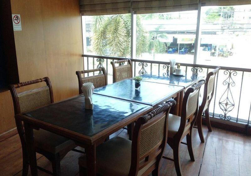 酒店 New Travel Lodge