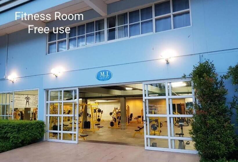 Отель The Majestic Sakon Nakhon