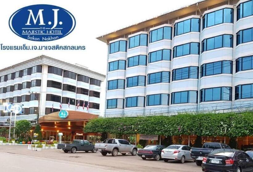 Отель The Majestic Sakon Nakhon