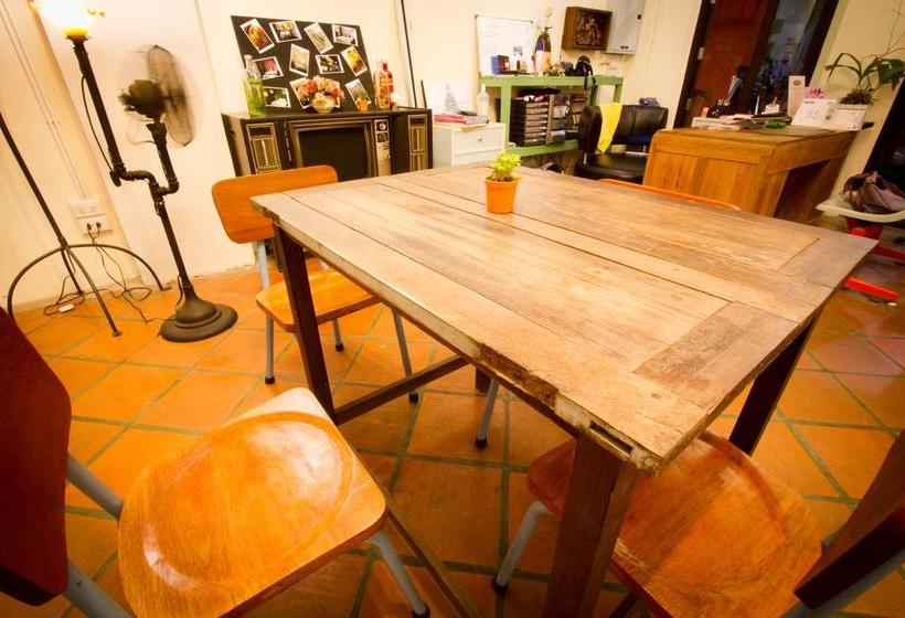 Luang Poj Boutique Hostel