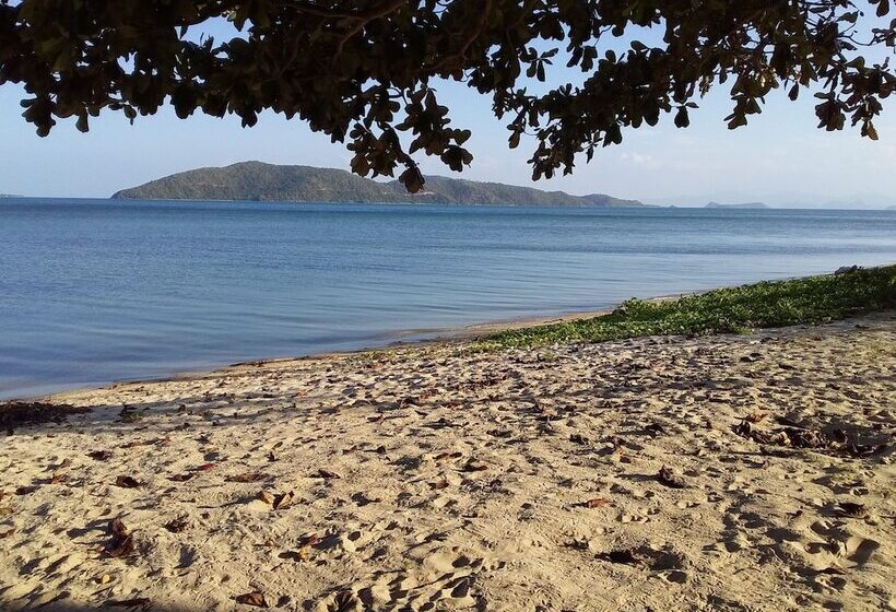 리조트 Jinta Beach Bungalow