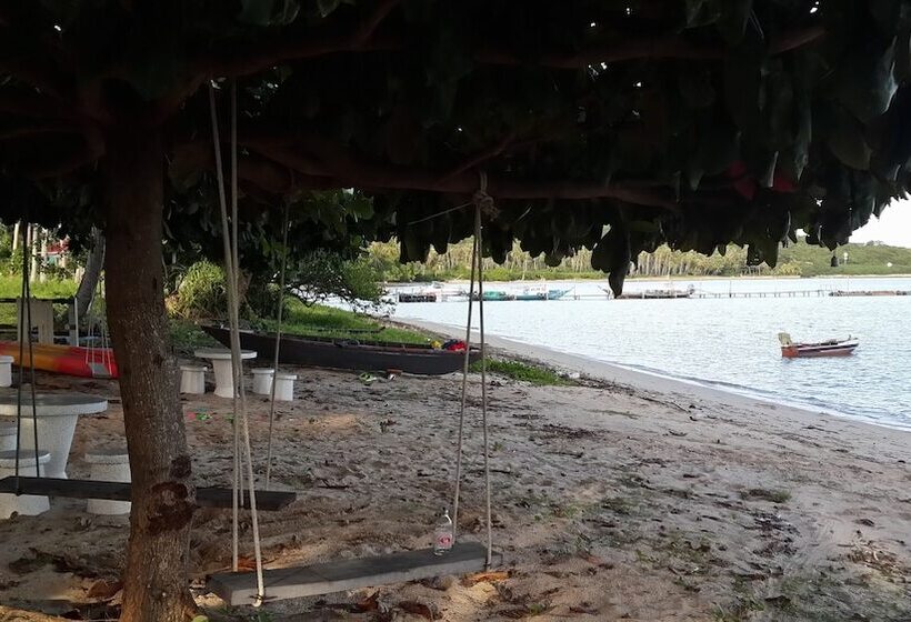 리조트 Jinta Beach Bungalow