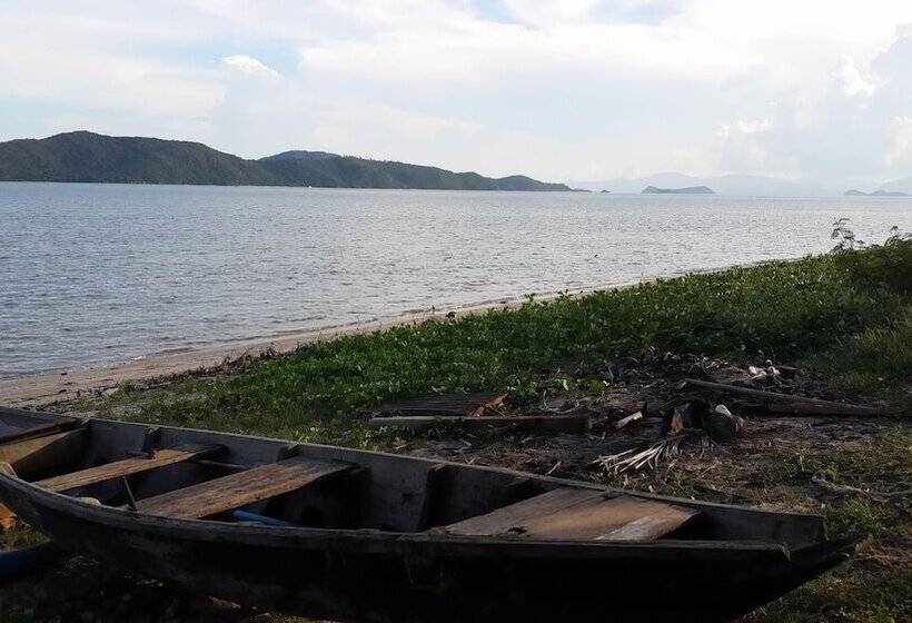 리조트 Jinta Beach Bungalow