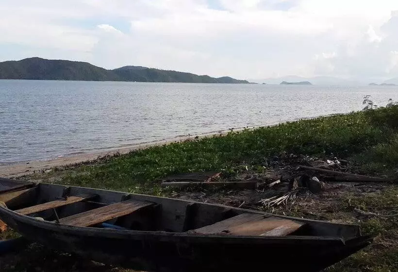 Lomakeskus Jinta Beach Bungalow