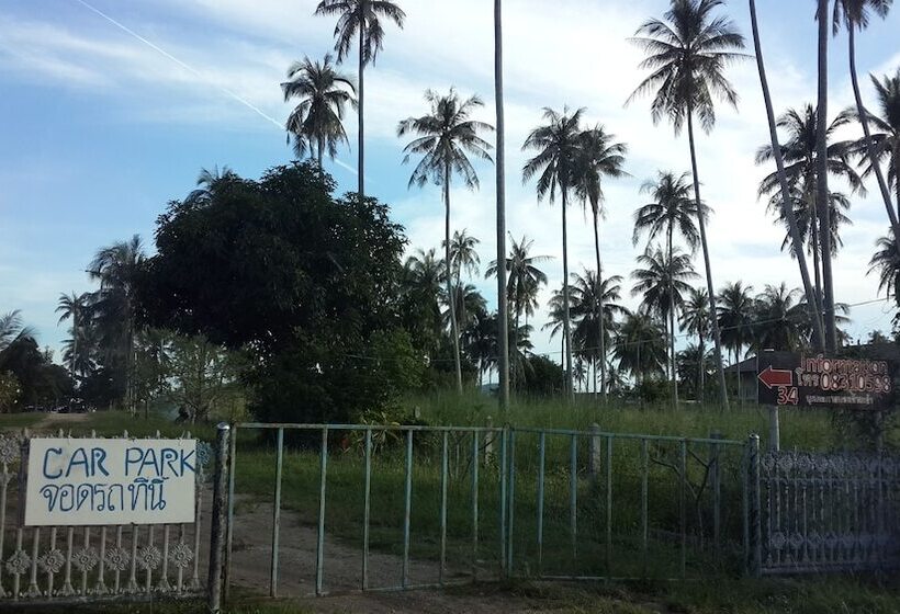리조트 Jinta Beach Bungalow