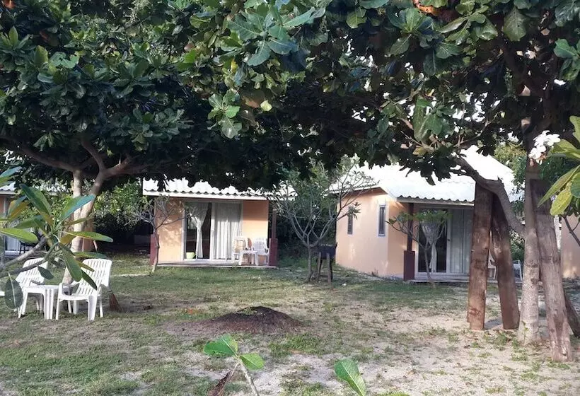 Lomakeskus Jinta Beach Bungalow