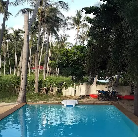 Lomakeskus Jinta Beach Bungalow