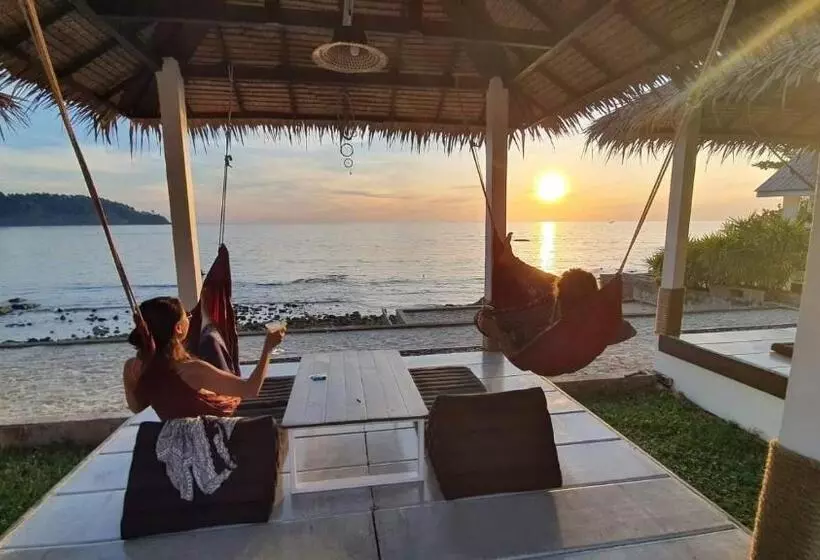 Lomakeskus Paradise Cottage