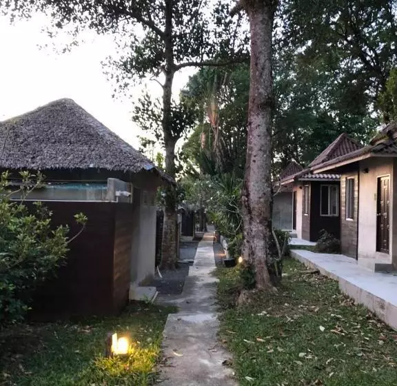 Lomakeskus Paradise Cottage