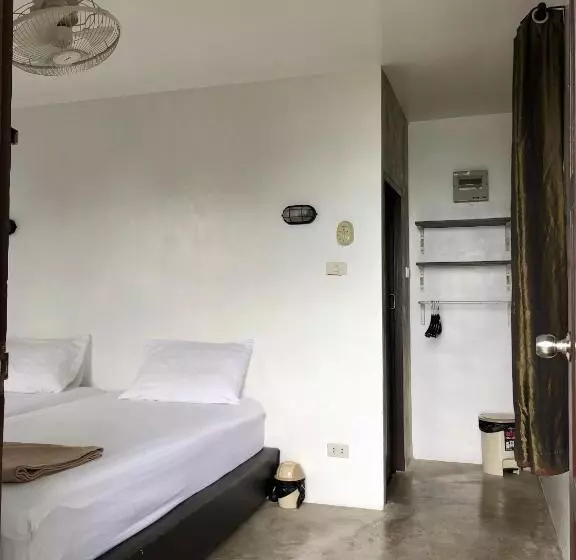 Lomakeskus Paradise Cottage