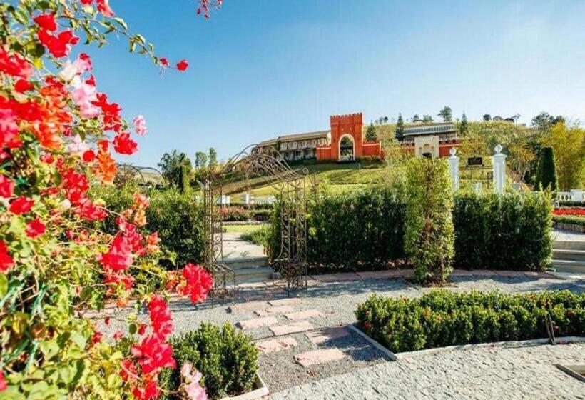 The Bluesky Resort @ Khao Kho