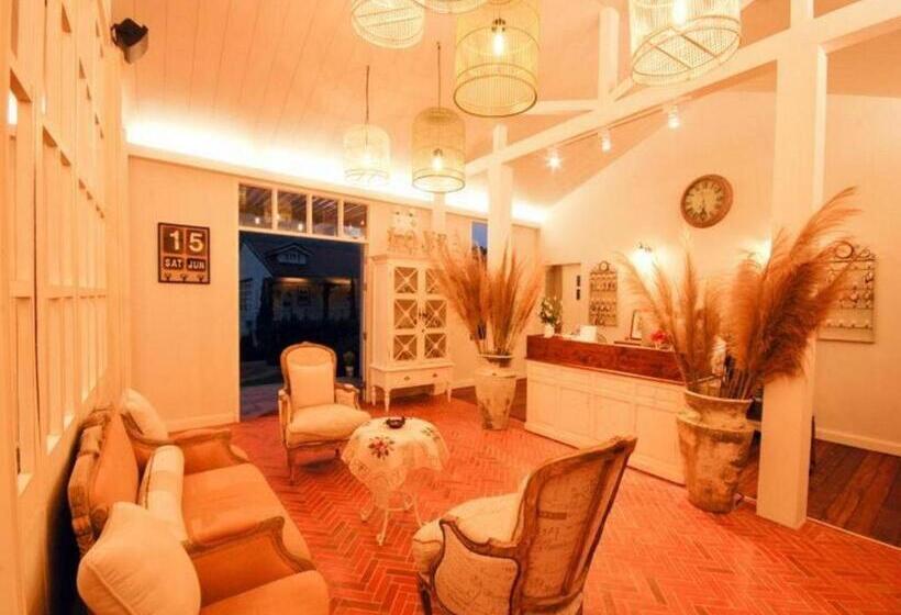 The Bluesky Resort @ Khao Kho