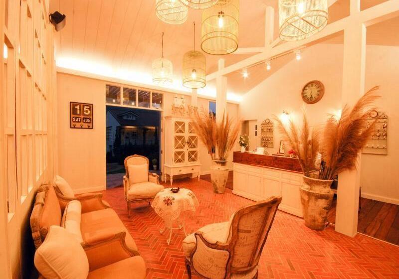 The Bluesky Resort @ Khao Kho