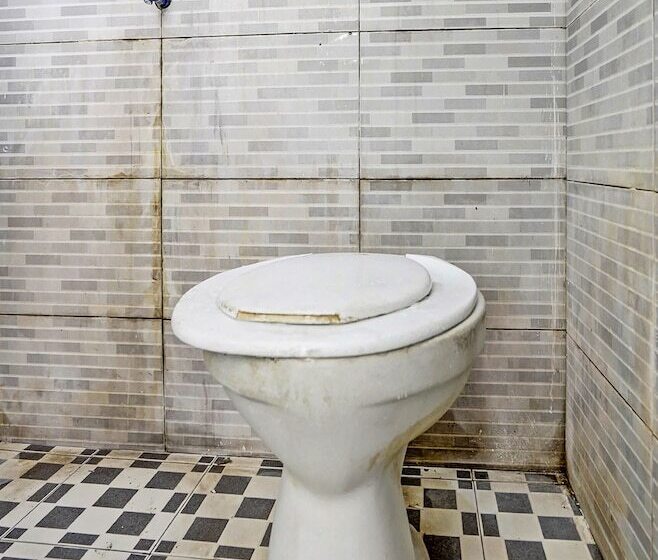 فندق Spot On 92086 Fun Guesthouse