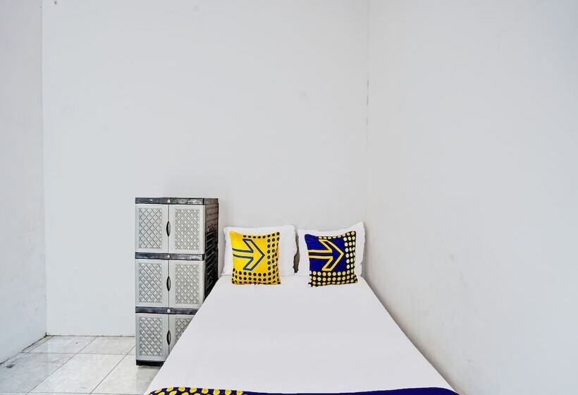 فندق Spot On 92086 Fun Guesthouse