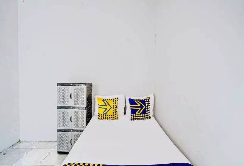 Hotelli Spot On 92086 Fun Guesthouse